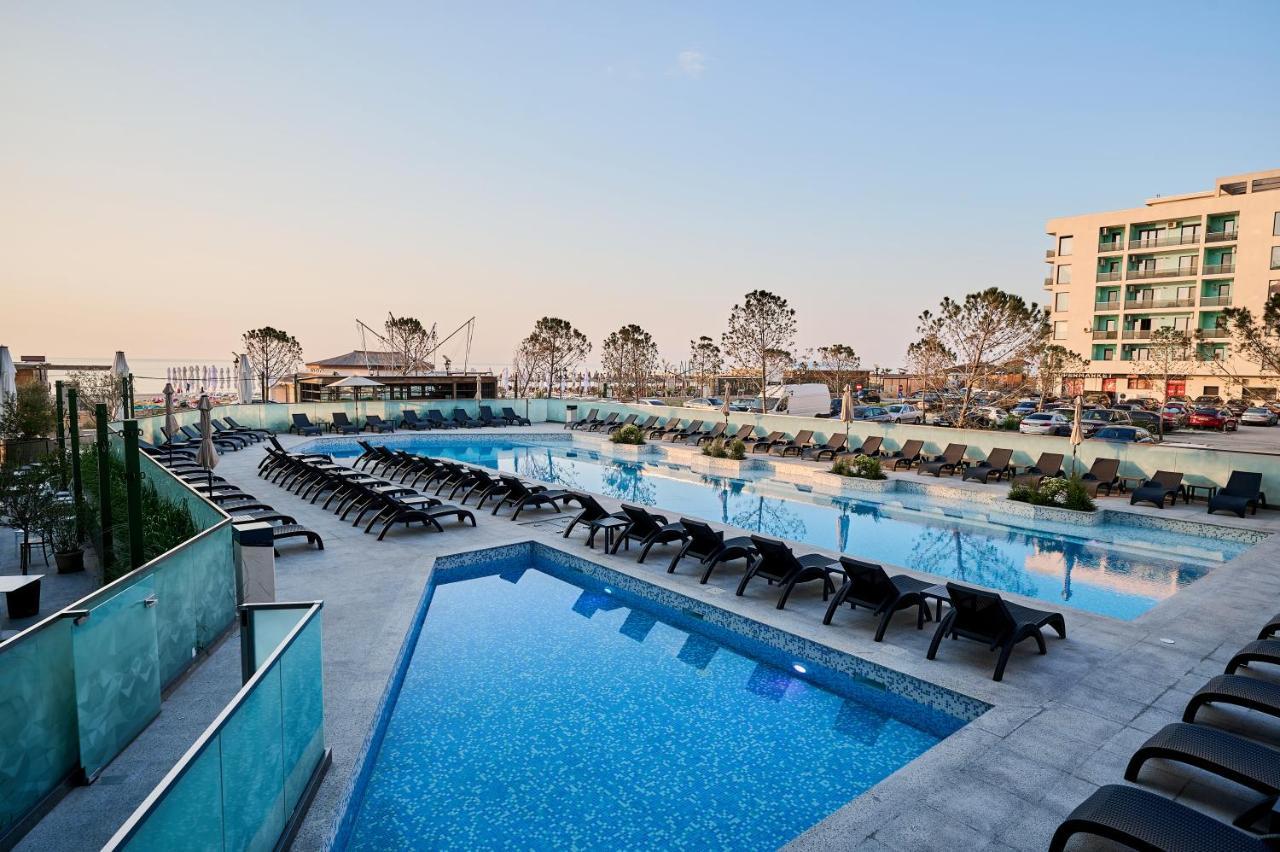 Absolute Sea View - Infinity Pool&spa&ev Friendly Apartament